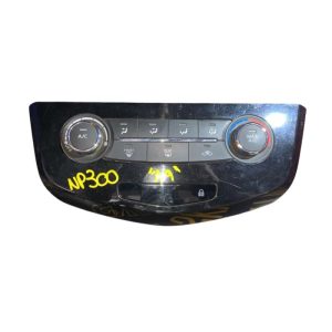 Control calefacción Nissan Navara 2.3 2017-2022